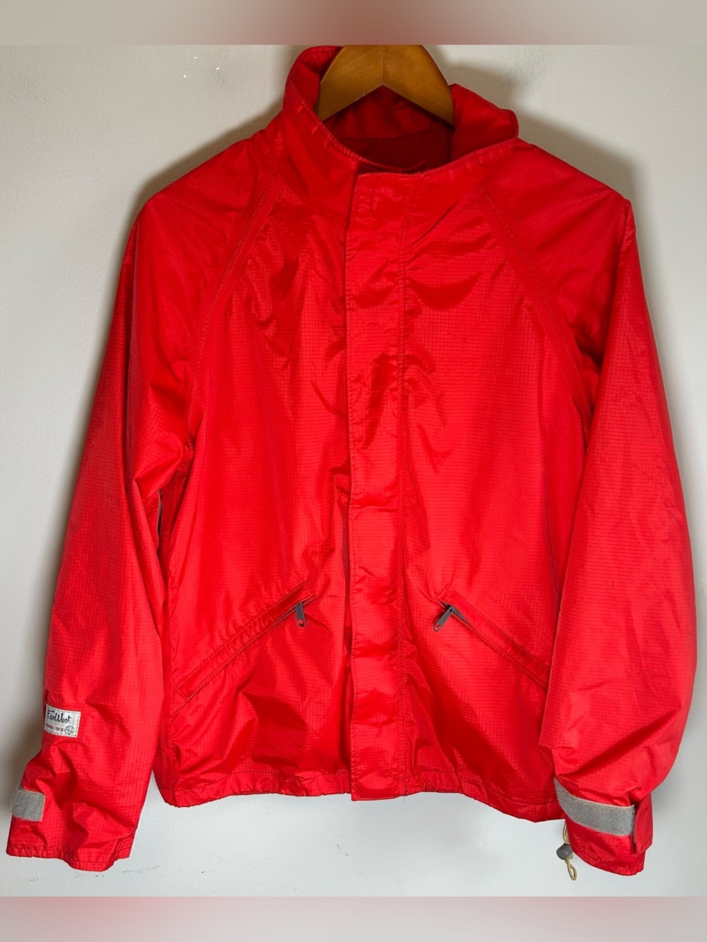 Vintage 1980s/90s FarWest Womens Gore-Tex Outdoor Jacket Sz S/M Red Windbreaker